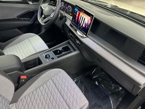 New 2026 Volkswagen Tiguan S AWD/4WD image 15