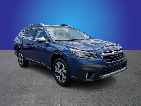 Used 2022 Subaru Outback Touring XT AWD/4WD image 2