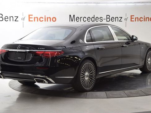 New 2026 Mercedes-Benz Maybach S 680 4MATIC image 6