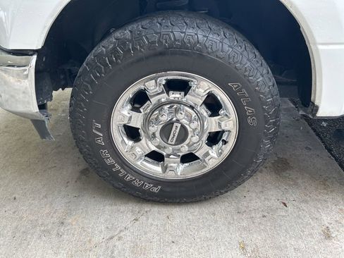 Used 2022 Ford F250 XL w/ Power Equipment Group image 13