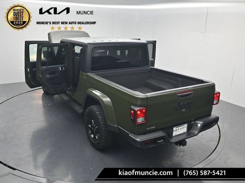 Used 2021 Jeep Gladiator Sport AWD/4WD image 54