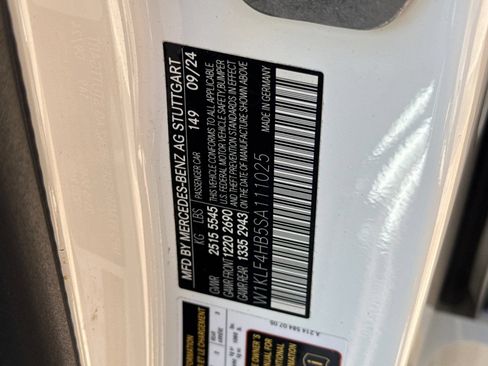 Used 2025 Mercedes-Benz E 350 4MATIC Sedan image 39