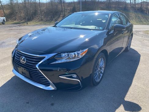 Used 2018 Lexus ES 350 w/ Premier Package image 7