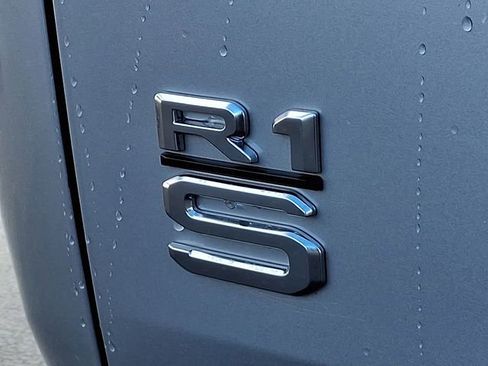 Used 2024 Rivian R1S Adventure image 27