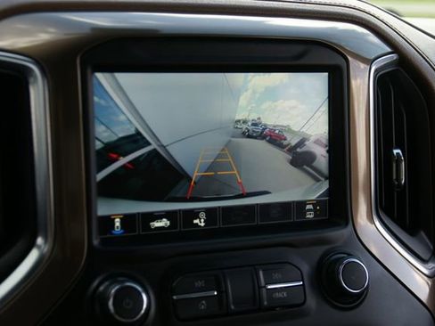 Used 2020 Chevrolet Silverado 2500 High Country w/ Safety Package II AWD/4WD image 26