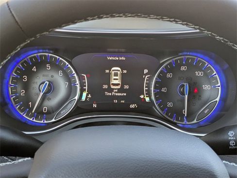 New 2026 Chrysler Pacifica Limited image 28