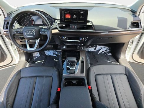 Used 2023 Audi Q5 2.0T Premium w/ Convenience Package AWD/4WD image 10
