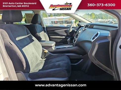Used 2021 Nissan Murano SV image 24