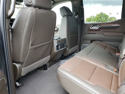 New 2026 GMC Sierra 1500 Denali w/ Denali Reserve Package image 10