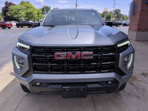 Used 2024 GMC Canyon Elevation w/ Convenience Package AWD/4WD image 11