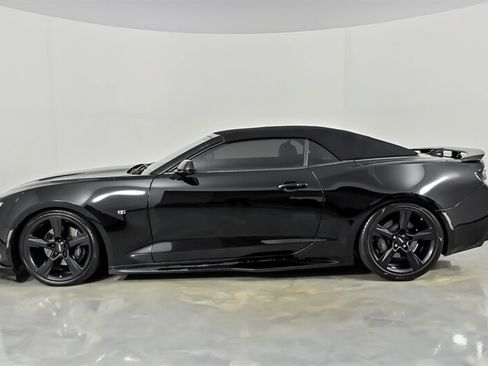 Used 2017 Chevrolet Camaro SS RWD image 15