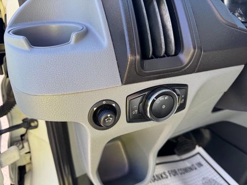 Used 2019 Ford Transit 350 XL image 21