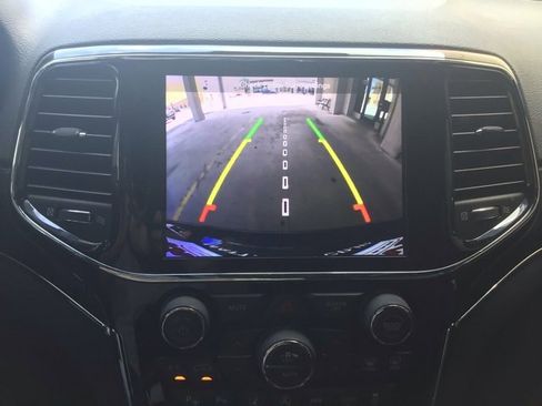 Used 2019 Jeep Grand Cherokee Trailhawk w/ Trailhawk Luxury Group image 12