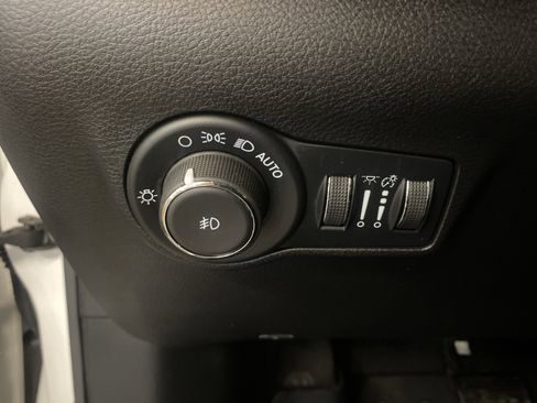 Used 2022 Jeep Compass Altitude w/ Convenience Group image 20