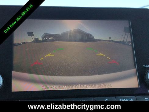 Used 2022 Nissan Pathfinder SV AWD/4WD image 27