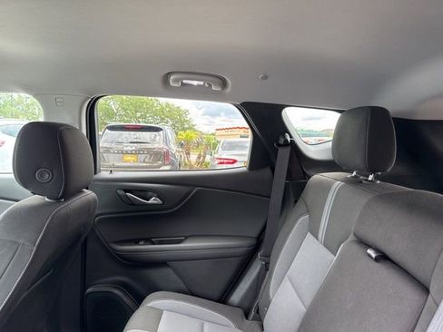 Used 2025 Chevrolet Blazer LT image 21