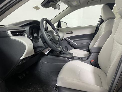 New 2026 Toyota Corolla Cross L image 9