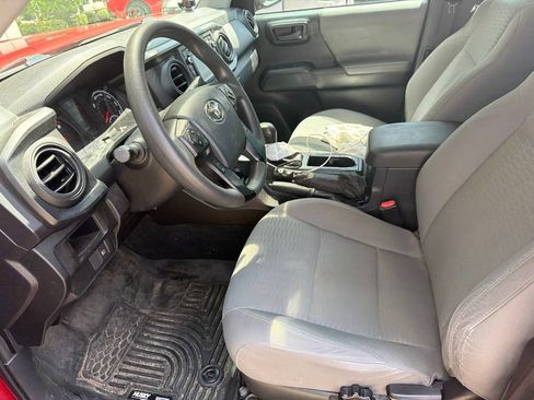 Used 2018 Toyota Tacoma SR w/ SR Convenience Package RWD image 5