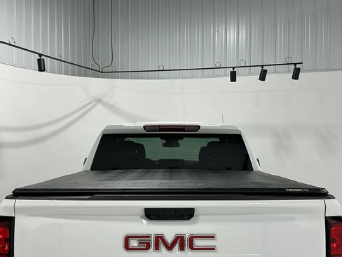 Used 2025 GMC Sierra 1500 Elevation AWD/4WD image 5