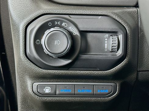 Used 2023 Jeep Wrangler Unlimited w/ 8.4" Radio Group AWD/4WD image 16