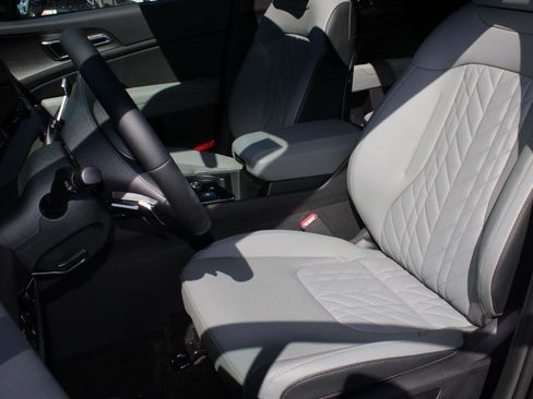 New 2025 Kia Sportage X-Line Prestige image 17