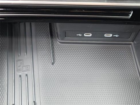 New 2026 Volkswagen Atlas Cross Sport SE image 21