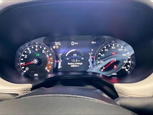 Used 2025 Jeep Compass Limited AWD/4WD image 7