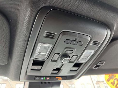 Used 2024 Chevrolet Suburban Premier w/ Premium Package 2 image 30