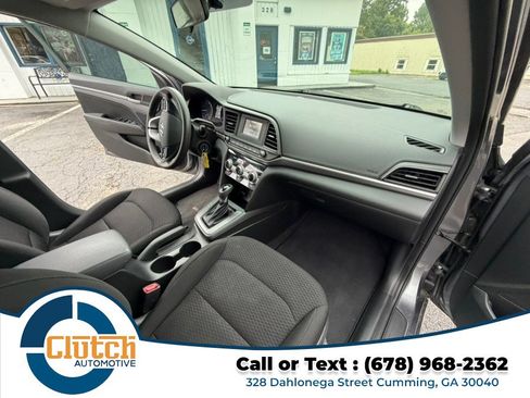 Used 2019 Hyundai Elantra SE w/ Cargo Package FWD image 24