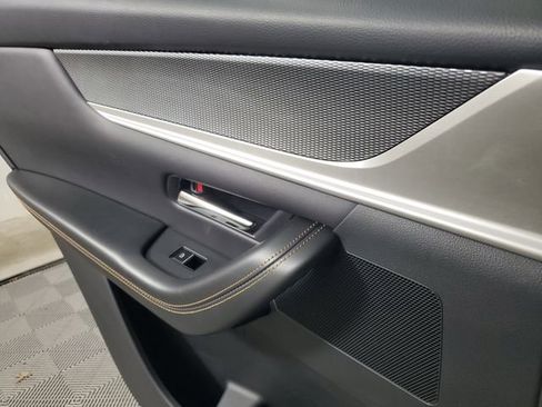 Certified 2024 MAZDA CX-90 Plug-In Hybrid w/ Premium Pkg image 19