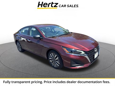 Used 2025 Nissan Altima 2.5 SV FWD image 1