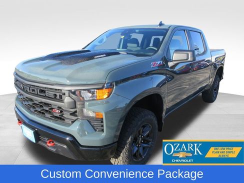 New 2026 Chevrolet Silverado 1500 Custom Trail Boss AWD/4WD image 1