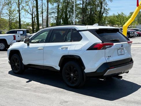 Used 2023 Toyota RAV4 SE w/ Convenience Package AWD/4WD image 27