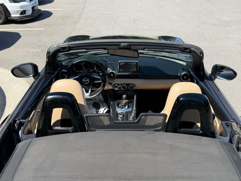 Used 2016 MAZDA MX-5 Miata Grand Touring RWD image 18