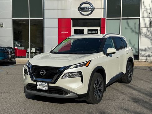 Used 2023 Nissan Rogue SV w/ SV Premium B Package AWD/4WD image 1