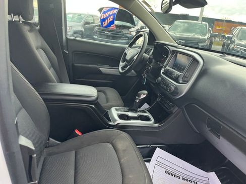 Used 2022 Chevrolet Colorado LT w/ Fleet Safety Package image 26