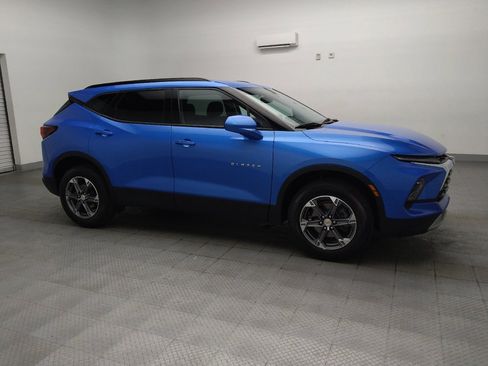 Used 2024 Chevrolet Blazer LT w/ Convenience Package FWD image 11