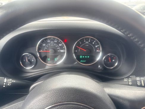 Used 2014 Jeep Wrangler Sahara w/ Trailer Tow Group AWD/4WD image 24