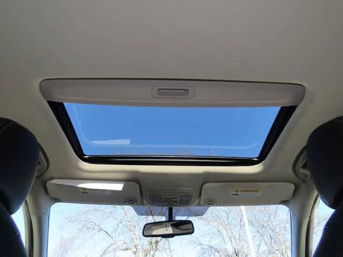 Used 2018 Honda Civic EX-L image 22