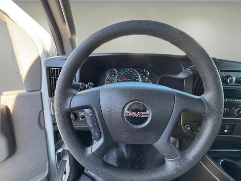 Used 2019 GMC Savana 2500 w/ Driver Convenience Package image 12