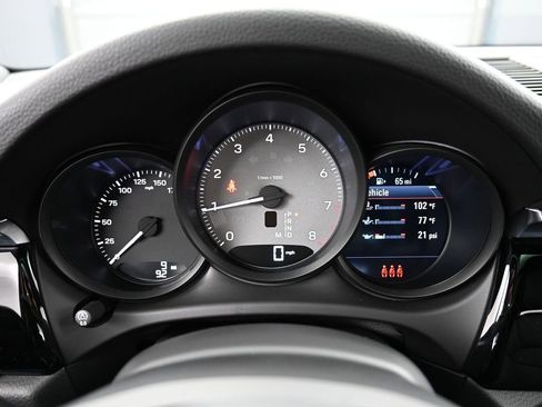 New 2026 Porsche Macan S AWD/4WD image 19