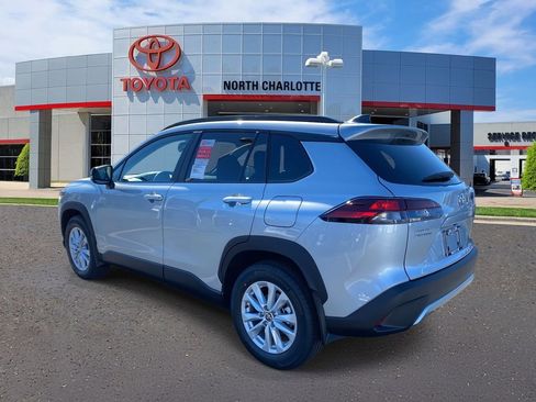 New 2026 Toyota Corolla Cross LE image 5