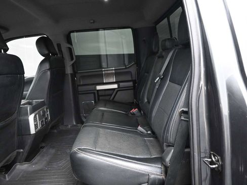 Used 2019 Ford F250 Lariat w/ Chrome Package image 11