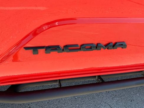 Certified 2024 Toyota Tacoma TRD Off-Road w/ TRD Off Road Premium Package AWD/4WD image 22