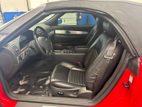 Used 2002 Ford Thunderbird RWD image 9