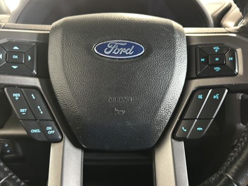 Used 2021 Ford Expedition Max XLT AWD/4WD image 16