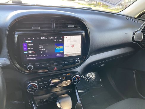 Used 2023 Kia Soul GT-Line w/ GT-Line Technology Package FWD image 13
