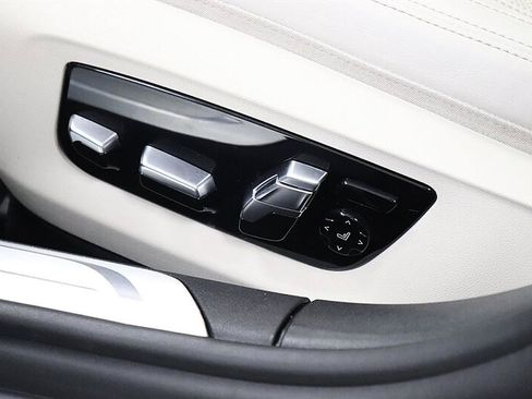 Used 2018 BMW 740i RWD image 59