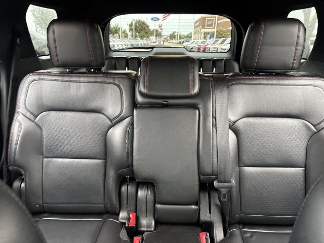 Used 2018 Ford Explorer Sport w/ Equipment Group 401A AWD/4WD image 15