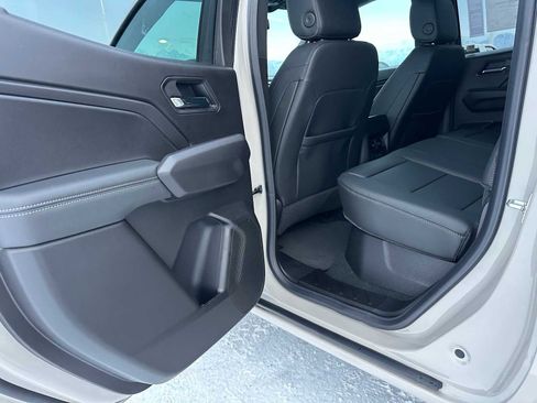 New 2026 GMC Canyon Elevation w/ Convenience Package image 15